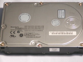 30GB IDE ATA100 5400RPM 3.5in x 1in 40p 100MB/s H