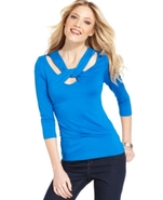 Top, Three-Quarter-Sleeve V-Neck