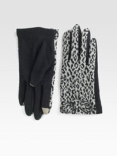 Cheetah Touch Bow Gloves