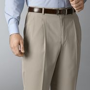 (R) Essentials Pleated Pants